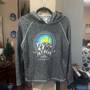 JAY PEAK VERMONT lightweight hoodie